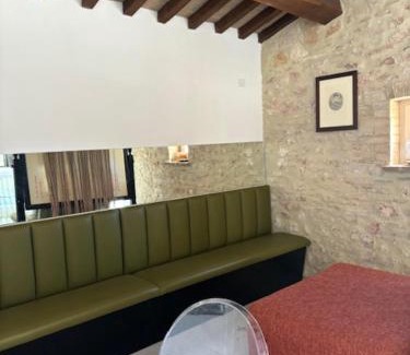 Ponte Valleceppi House | Casale Piccolo