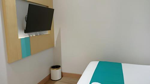 Purwokerto Hotel | Casaluna Bed & Breakfast By Avalon