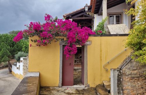 Tomar House | Casarão do Largo da Eira