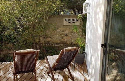Praia da Vitoria House | Casas do Contrabando - Ribeira with River View and Balcony