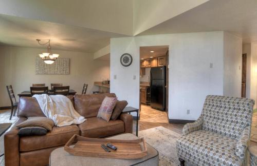 Purgatory House | Cascade Village 27