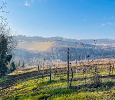 Rodello House | Cascina Piandamiane, soggiorno sostenibile e charme d'epoca nella natura delle Langhe