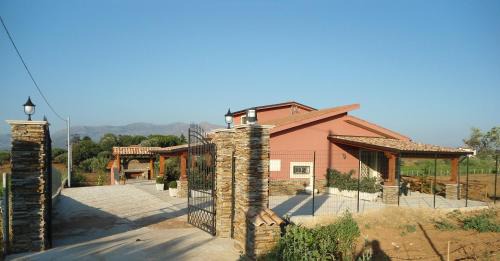 Partinico House | Case Vacanza Longo