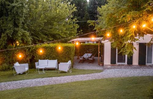 Castiglioncello House | CASENUOVE II - Casale con parco e piscina