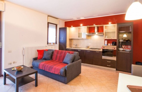 Vimodrone Apartment | CaseOspitali - I GIARDINI bilo next to S.Raffaele