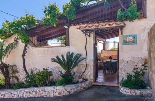 Carlentini House | Casetta con piscina fra Catania e Siracusa