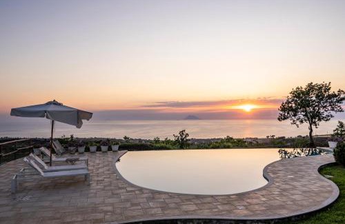 Ricadi House | Casetta Nonna Lina - Charming house with amazing seaview and private pool