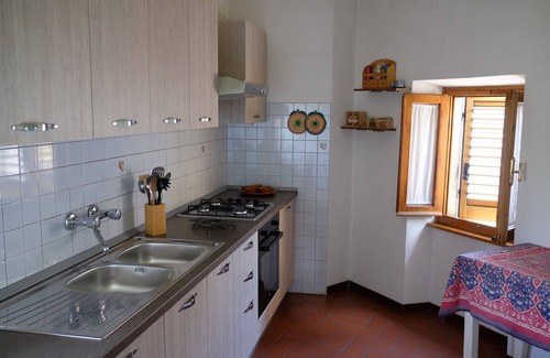 Porciano Apartment | Casetta sul fiume vista castello