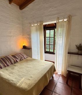 Las Rosas House | Casita cercana a plaza de Villa de las Rosas con patio y asador