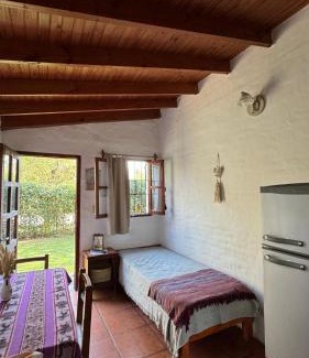 Las Rosas House | Casita cercana a plaza de Villa de las Rosas con patio y asador
