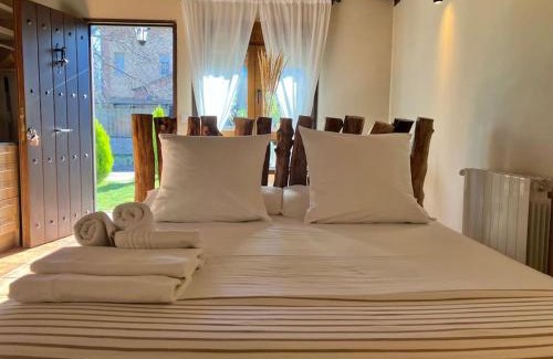 El Berrueco House | Casita Rural de Campo con Jardín Privado