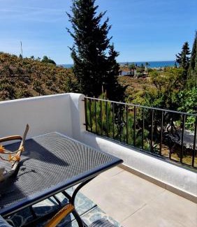 Benajarafe House | Casita Suerte