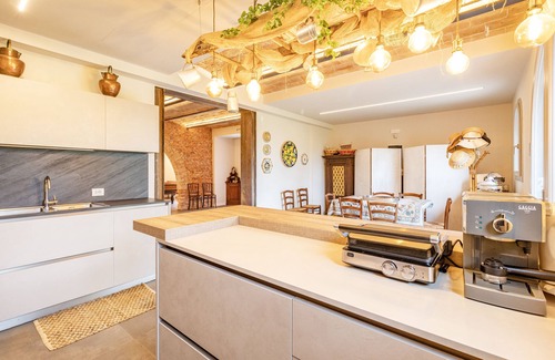Montorsaio Villa | Casolare Clara with a beautiful Bio-Lake