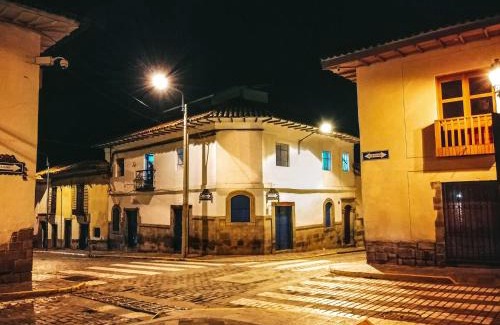 Cusco Historic Center Apartment | CASONA TORDO - A 3 Cdras de la Plaza - Habitaciones con baño privado