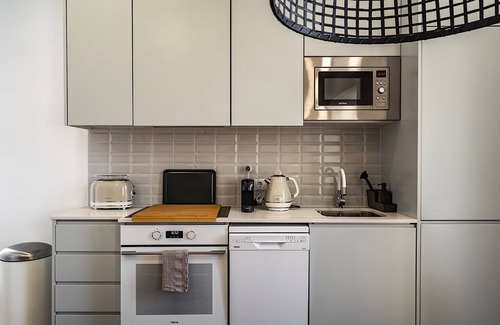 Santo Condestavel Apartment | Cassia Apartment, AC, Terrace, WiFi !New!