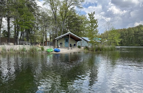Jasonville Cottage | Castaway lake side canvas cottage scene