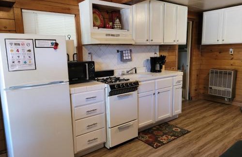 Newaygo Apartment | Castaways Cottage on Croton Pond #1