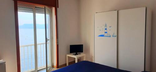 Bacoli Apartment | Castello Apartment