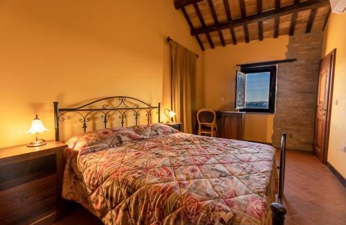 Mosciano Sant'Angelo Bed & Breakfast | Castello di Petecciano B&B