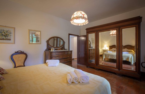 Grotte di Castro House | Castello di Santa Cristina