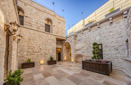Uchisar Hotel | Castellum Cave Cappadocia