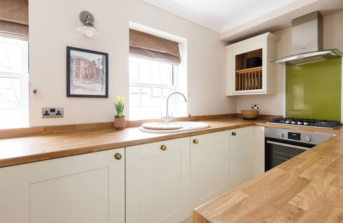 Lewes House | Castle Bank Terrace - just a few minutes walk to the high street