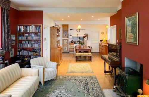 Sidmouth House | Castle Hill House