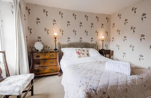 Manorbier Villa | Castle House - Manorbier Castle - 5 Bedroom Castle House - Manorbier