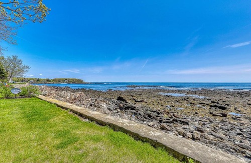 York Beach House | Castle Rock & Sea Belle Cottages