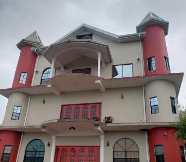 Diamond Apartment | CASTLE VIEW VILLA