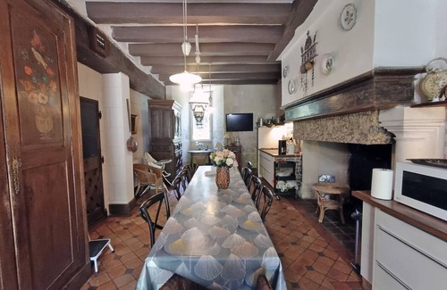 Vicq-sur-Nahon House | castle XIV century, tower XIX century separated, renovated, swimming pool, park