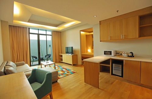 Bandar Meru Raya Hotel | Casuarina @ Meru