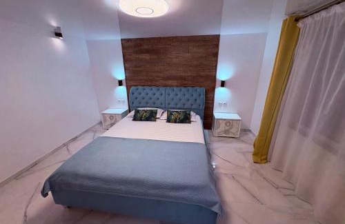 Roma House | Casuta din livada