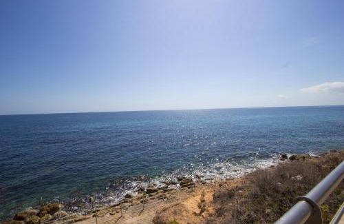 L'Ametlla de Mar Villa | Catalunya Casas Beachfront villa in Atmetlla de Mar
