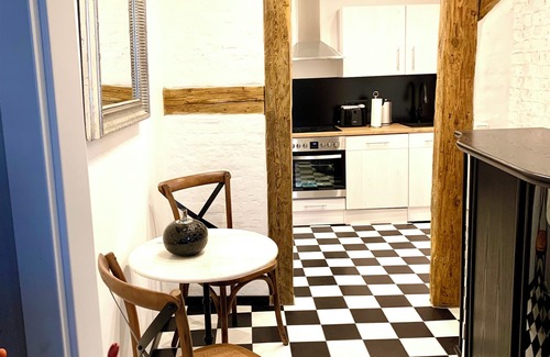 Schwerin Apartment | Cathedral whispers