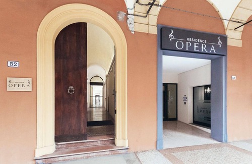 Historic Center Apartment | Cavalleria Rusticana: A historic building that comes to life in the magic of the theatre
