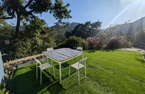 Mount Abu House | Cave Canvas