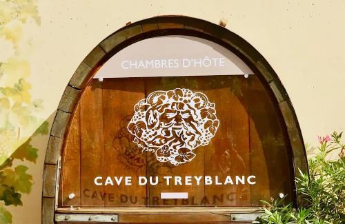 Luins Bed & Breakfast | Cave Du Treyblanc