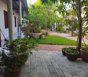 Central Mui Ne Beach House | Cay Phuong Guesthouse