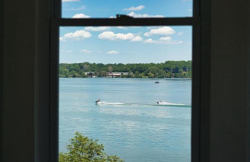 Seneca Falls House | Cayuga Lakeview Charmer