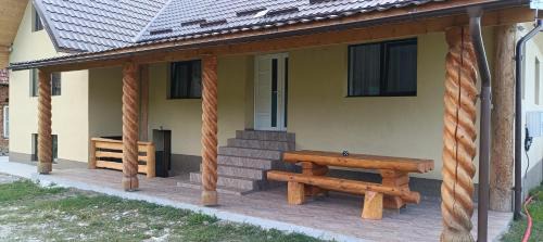 Jibert House | Cazare Valea Dinozaurilor