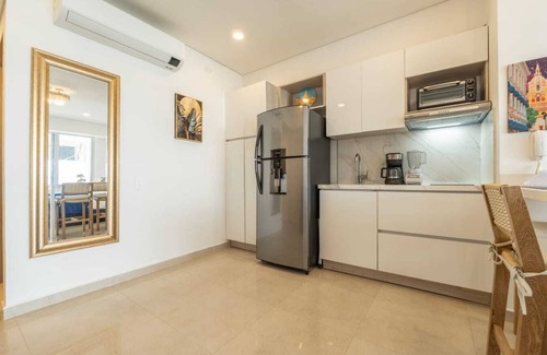 Urbanizacion Eliana Apartment | CB LUXURY APARTASUIT -SEA VIEW -BEAUTIFUL SWIMMING POOL -NEAR THE AIRPORT -PARK.