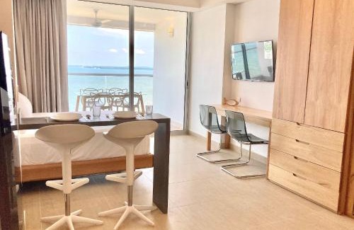 Urbanizacion Eliana Apartment | CB1223 | Suite con 2 camas, vista al mar y piscina