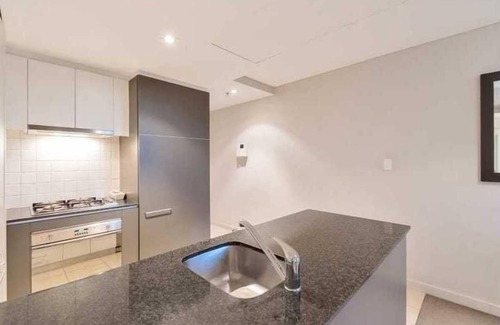 Adelaide Central Business District Apartment | CBD Deluxe Private 2 bedroom apartment