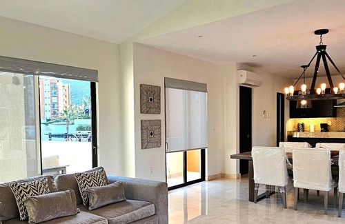 Los Cabos House | CCV Quivira- 3BR Cozy Home w/Golf and Restaurants access!