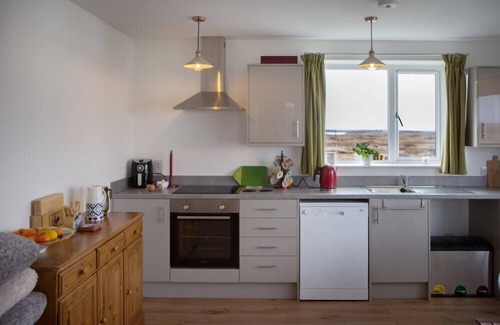 South Uist Cottage | CEANNARD COTTAGE, pet friendly in Daliburgh, Isle Of South Uist