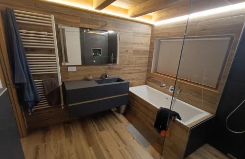 Civo Villa | Cech Coast House in the Woods
