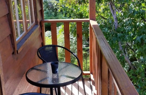 Blackmans Bay Apartment | Cedar Cottages Blackmans Bay - Cedar Loft