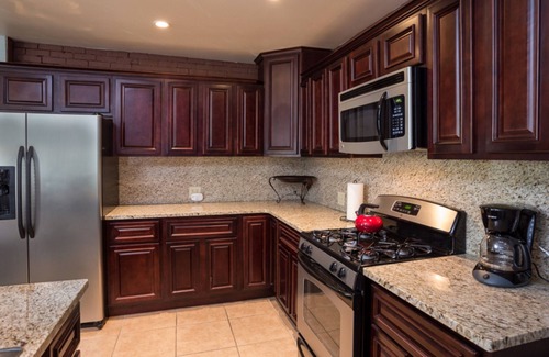 Kenilworth Bed & Breakfast | Cedar Crest Inn