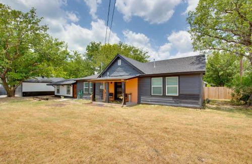 Cedar Hill House | Cedar Hill Home with Fenced Patio, Grill and Foosball!